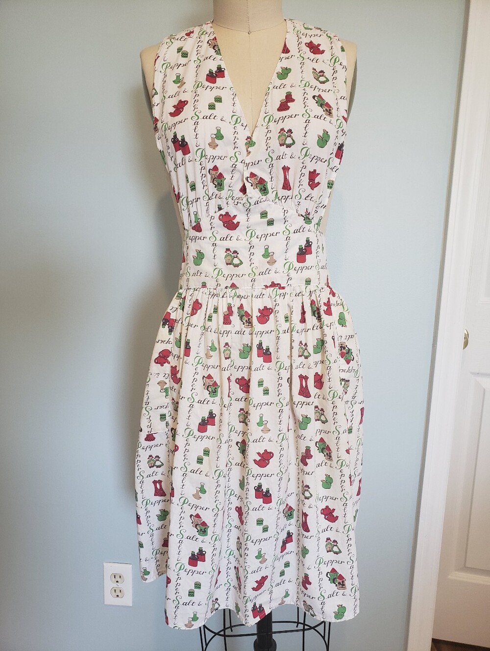 Vintage 1950's Sexy Halter Apron, German, Dutch